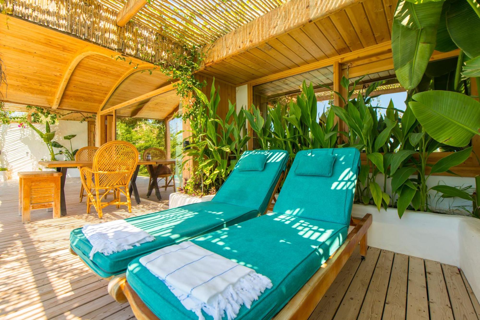 Hotel Seaview Faralya Esterno foto